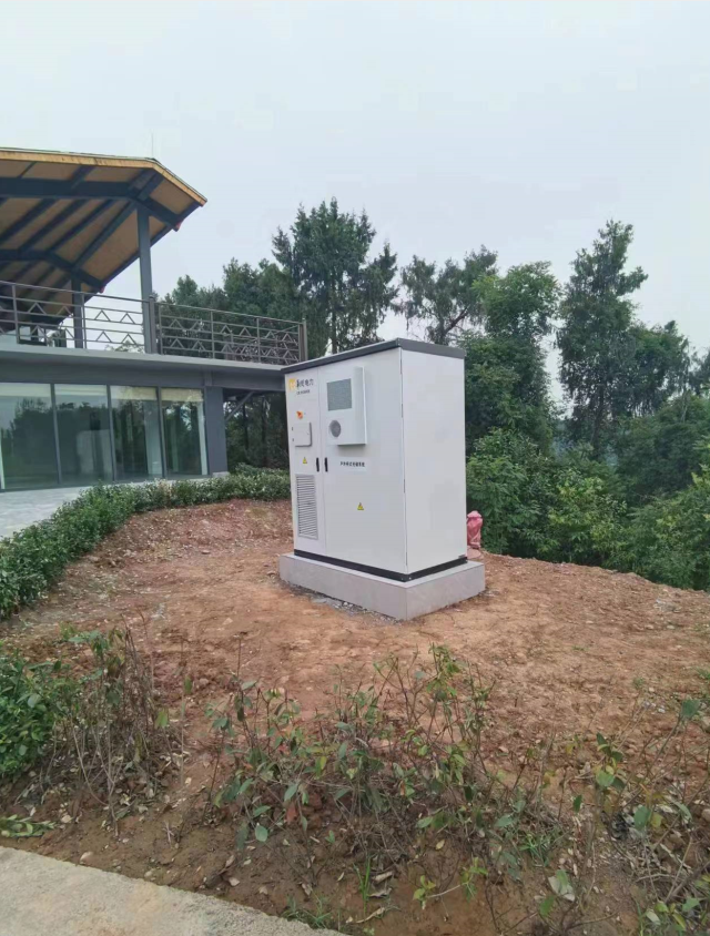 Solução integrada de carregamento de armazenamento solar